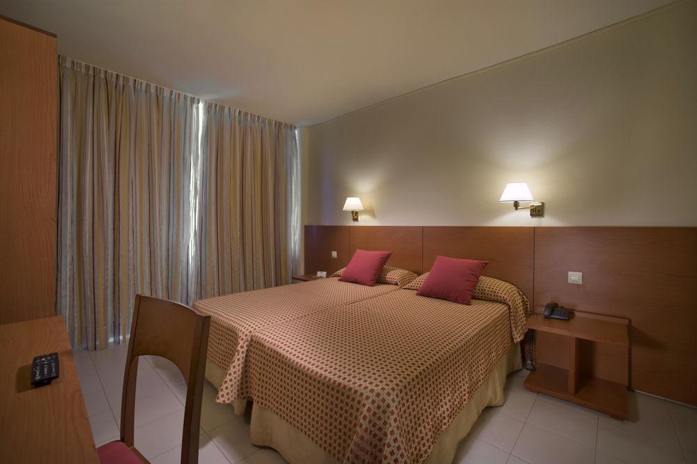 Hotel Mediterraneo Roses Ngoại thất bức ảnh