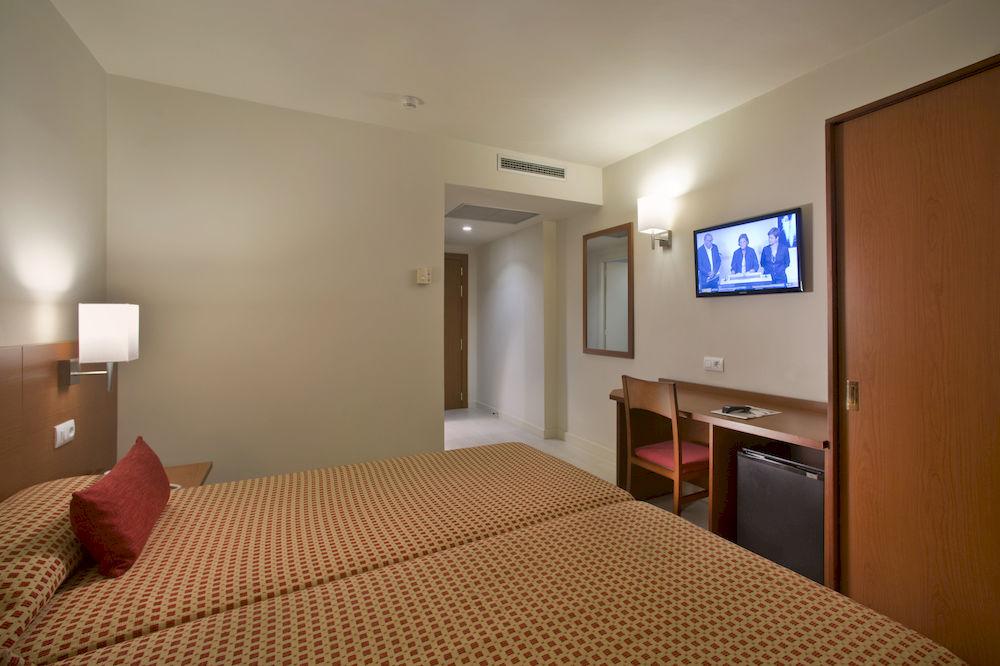 Hotel Mediterraneo Roses Ngoại thất bức ảnh